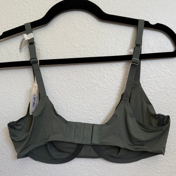 NWT AERIE SMOOTHEZ Bra Mesh Unlined Full Coverage in Green Adjustable Straps - Picture 3 of 9